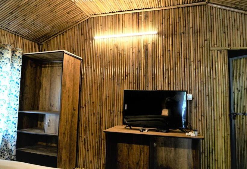 패밀리 룸, Shivjot Farm & Resort Panchkula