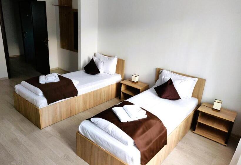 标准间, Pensiunea Alesia