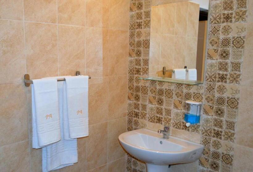 带2个卧室的套房, Pensiunea Alesia