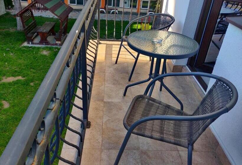 带2个卧室的套房, Pensiunea Alesia