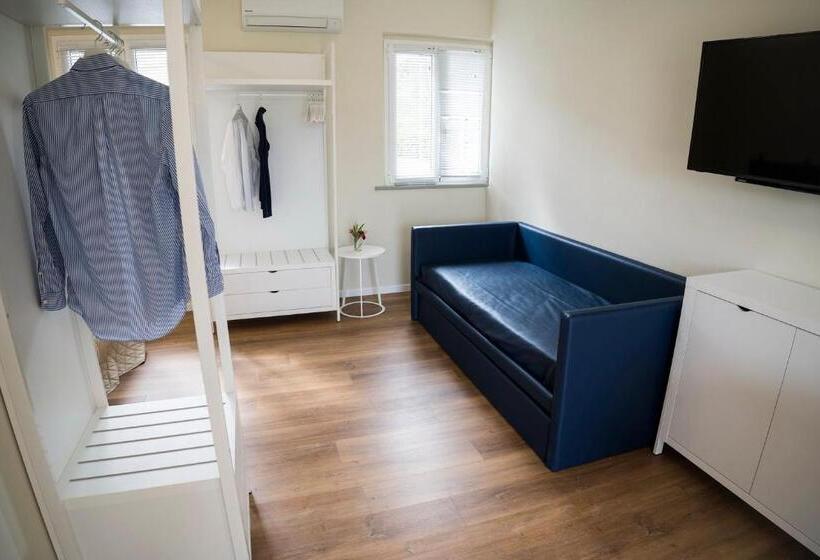 إستوديو قياسى, Balconi Del Conero