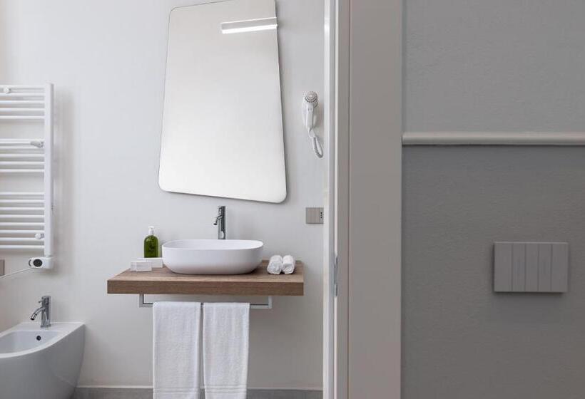 스탠다드 룸, Oltremare