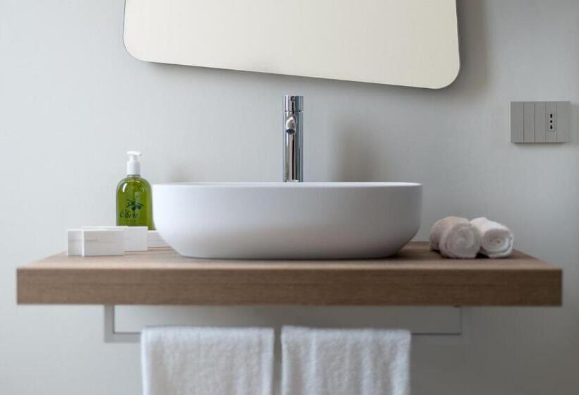 스탠다드 룸, Oltremare