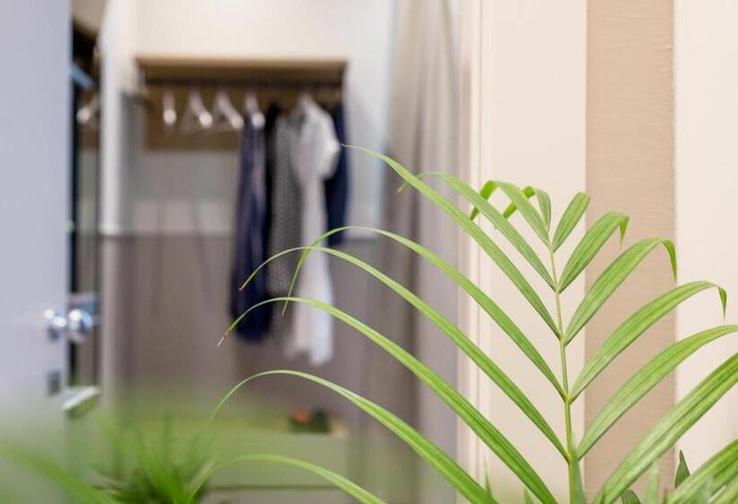 스탠다드 룸, Oltremare