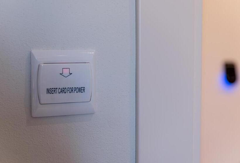 스탠다드 룸, Oltremare