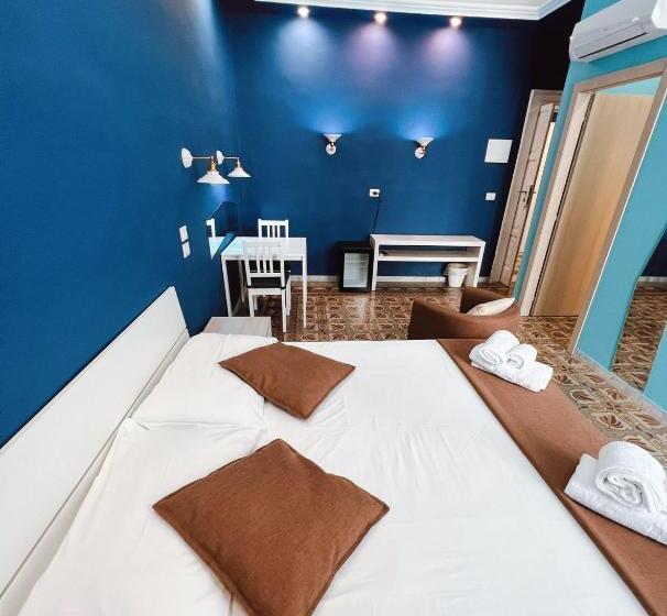 חדר לארבעה סטנדרטי עם מרפסת, Deas B&b