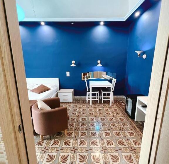 اتاق استاندارد چهارنفره با بالکن, Deas B&b
