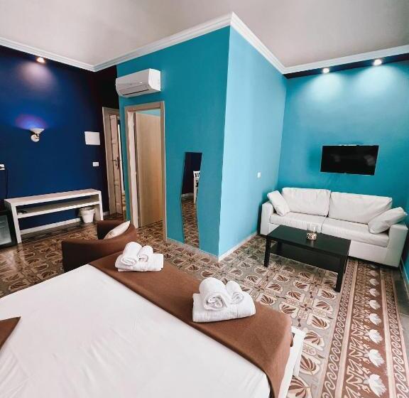 חדר לארבעה סטנדרטי עם מרפסת, Deas B&b