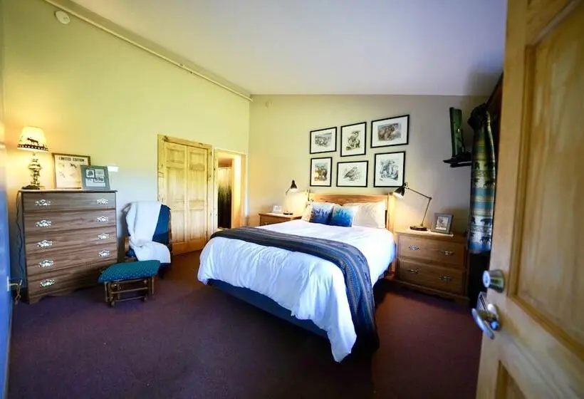 デラックスルーム, Flat Fish Lodge B&b And Event Center