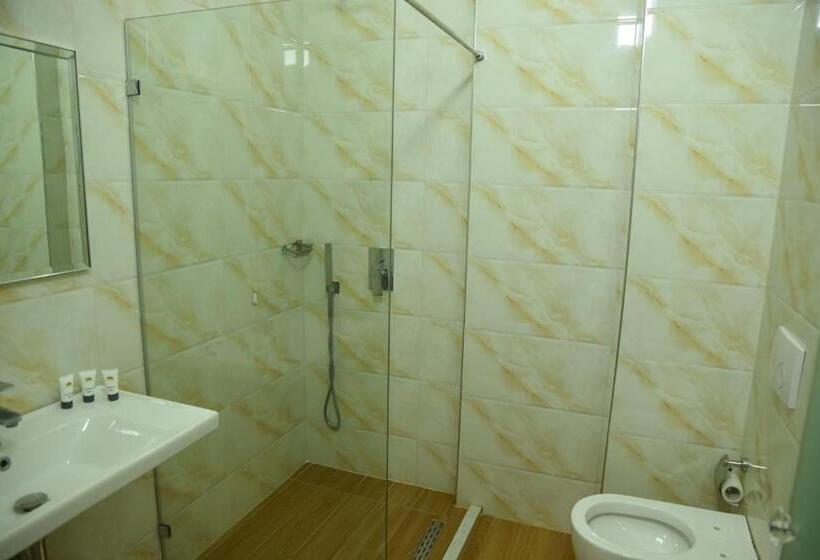 חדר דלוקס, Fjortes Palace