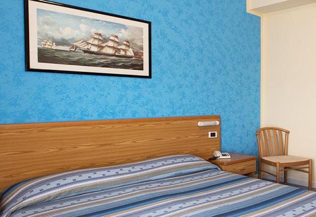 带海景的标准房, Parthenius