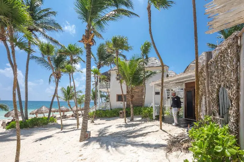 اتاق استاندارد, Parthenius Cirella di Diamante