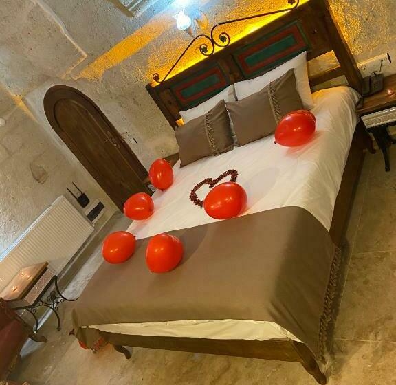 디럭스 룸, Zuwinasa House