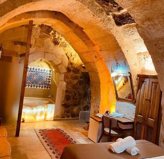 Standard room with outdoor bath, Zuwinasa House