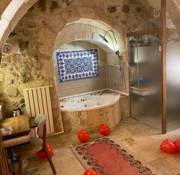 스탠다드 룸, Zuwinasa House