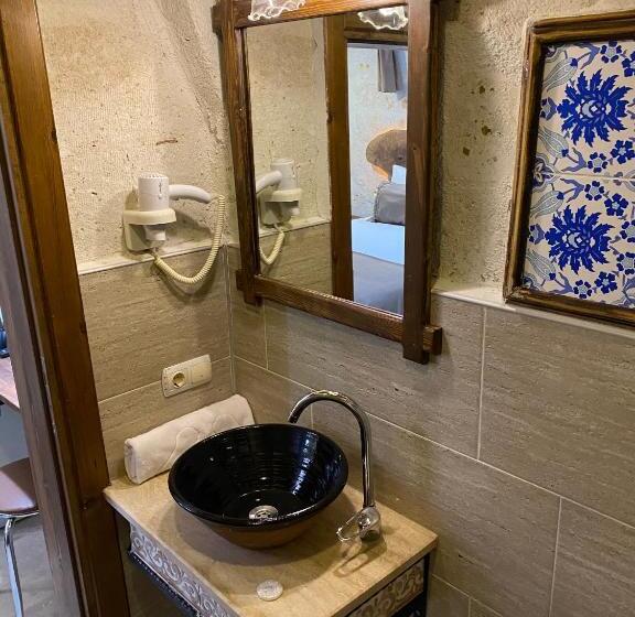 스탠다드 룸 킹사이즈 침대, Zuwinasa House