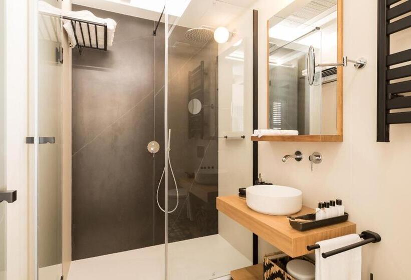 스탠다드 스튜디오 바다 전망, Portmany