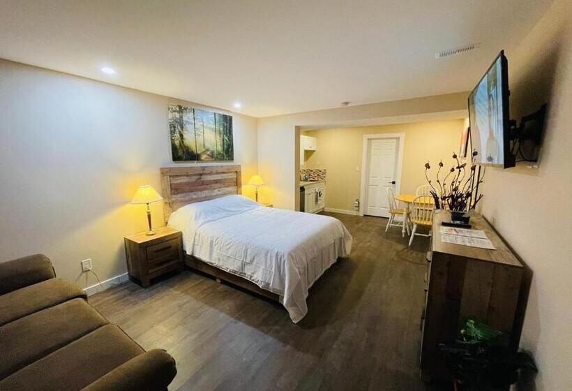 高级大房间, Sheridan Lake Motel