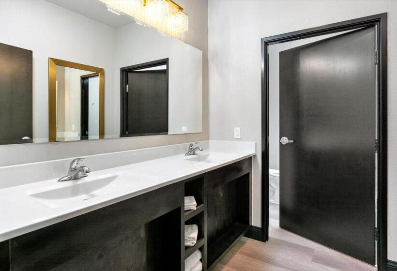 جناح ديلوكس سرير كينج, 21