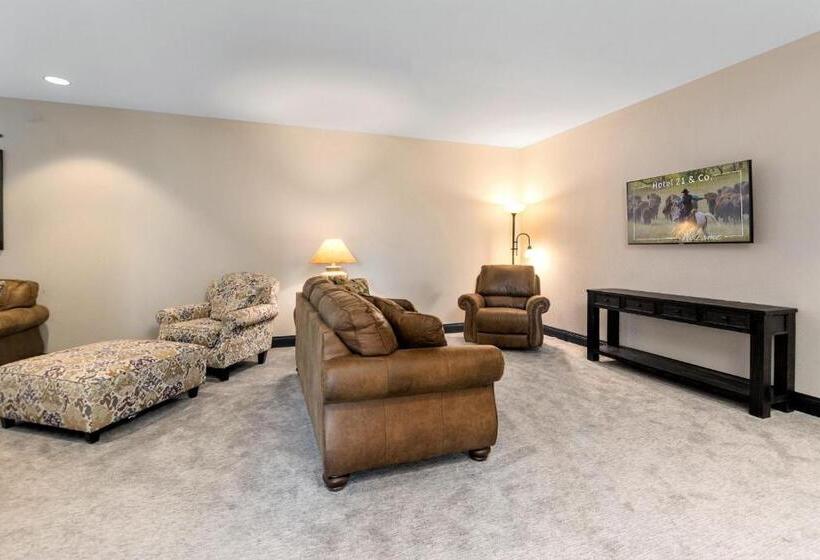 جناح غرفتين نوم, 21