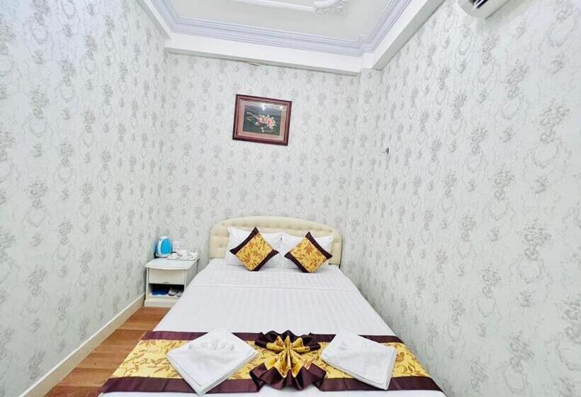 اتاق سوپریور, Truc Huyen