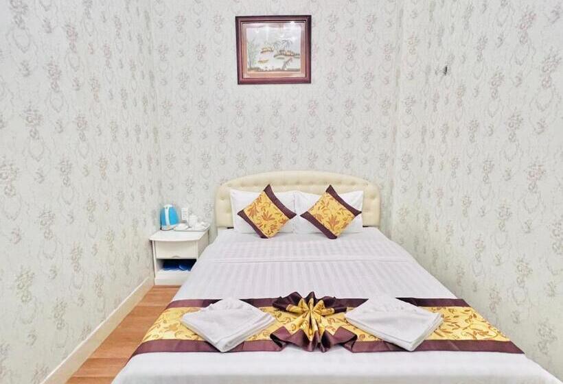 اتاق سوپریور, Truc Huyen