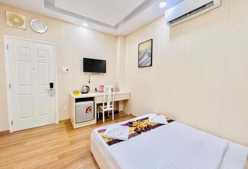 اتاق استاندارد, Truc Huyen