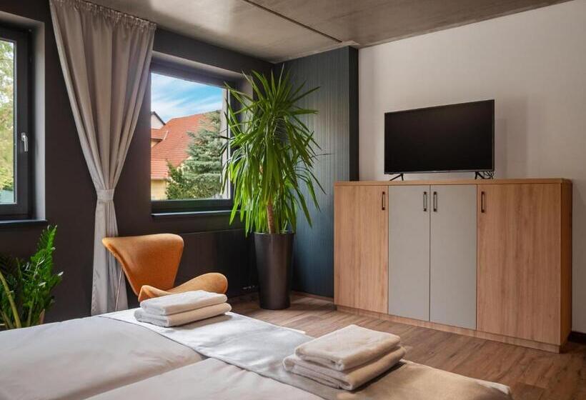 اتاق اکونومی, R31 Residence