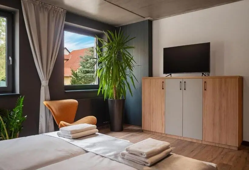 Economy Zimmer, R31 Residence
