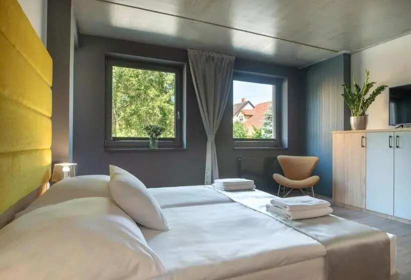 Economy Zimmer, R31 Residence