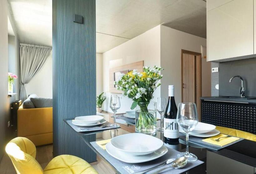Апартаменты 1 Спальня, R31 Residence