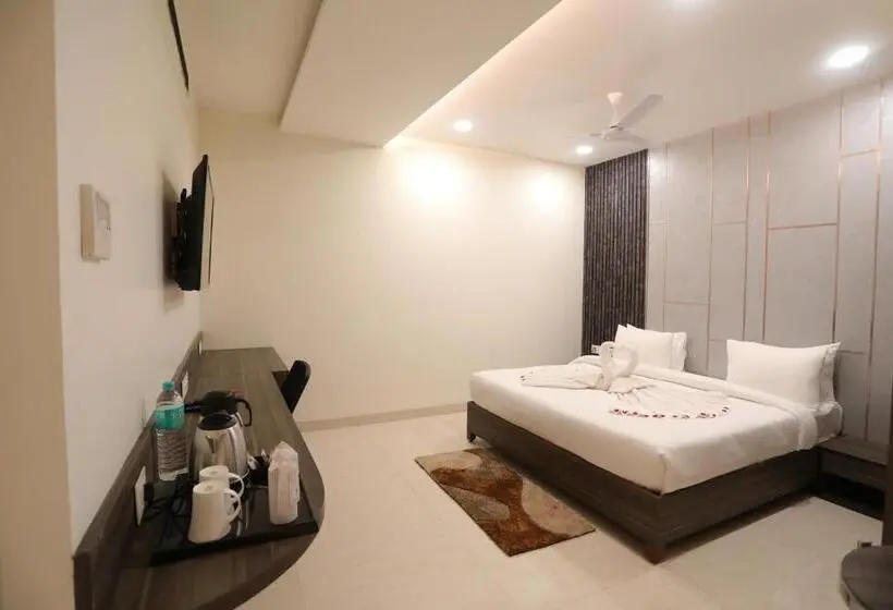 Superior-huone, Pradeep Star Inn
