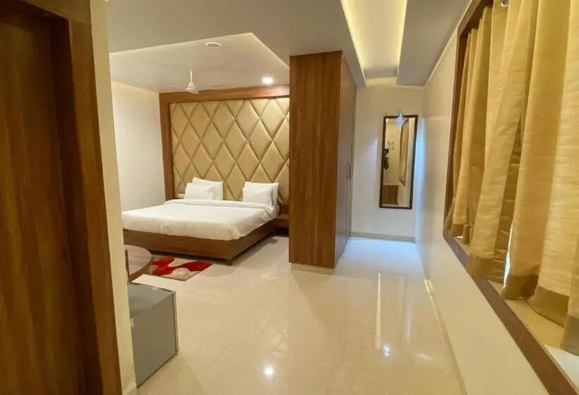 Superior-huone, Pradeep Star Inn