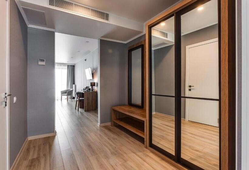 スーペリアールーム, Optima Collection Miramar Chornomorsk