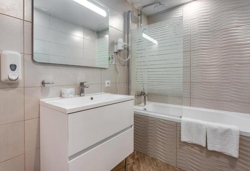 غرفة قياسية, Optima Collection Miramar Chornomorsk