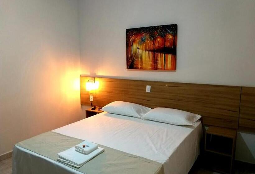 带1个卧室的豪华公寓, Petaluma Piumhi