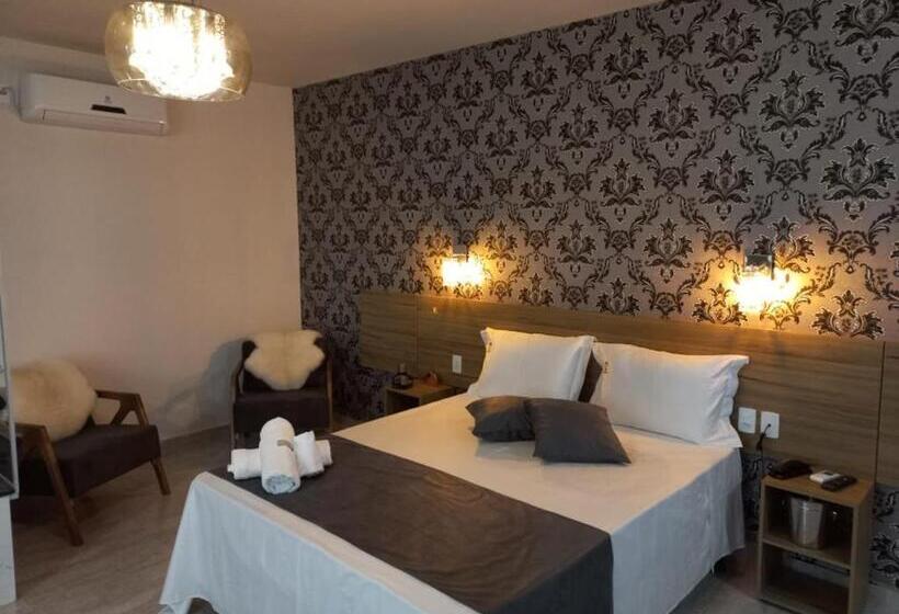 总统套房, Petaluma Piumhi