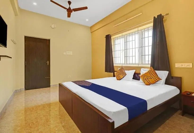 Economy-huone, Spot On Kayal Residency