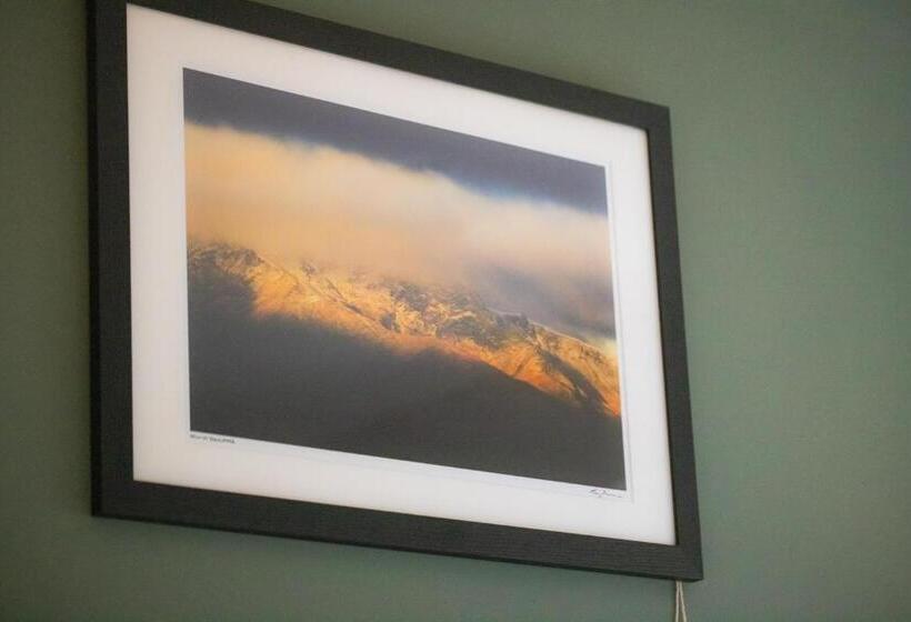 スタンダードルーム, The Mardale Inn