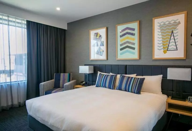 キングサイズベッドのエクゼクティブルーム, Alpha Hotel Eastern Creek