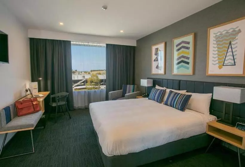 キングサイズベッドのエクゼクティブルーム, Alpha Hotel Eastern Creek