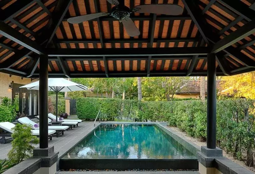 2 Bedroom Villa Garden View