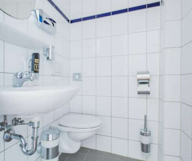 Номер Стандарт, a&o Koln Neumarkt