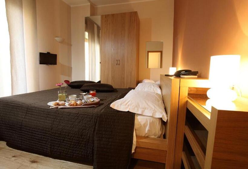 Номер Стандарт Трехместный, Del Viale