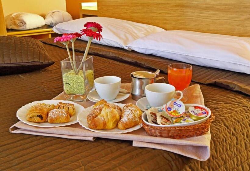 Номер Стандарт Трехместный, Del Viale