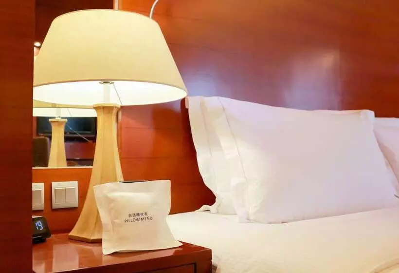 Deluxe Suite, Hilton Hefei