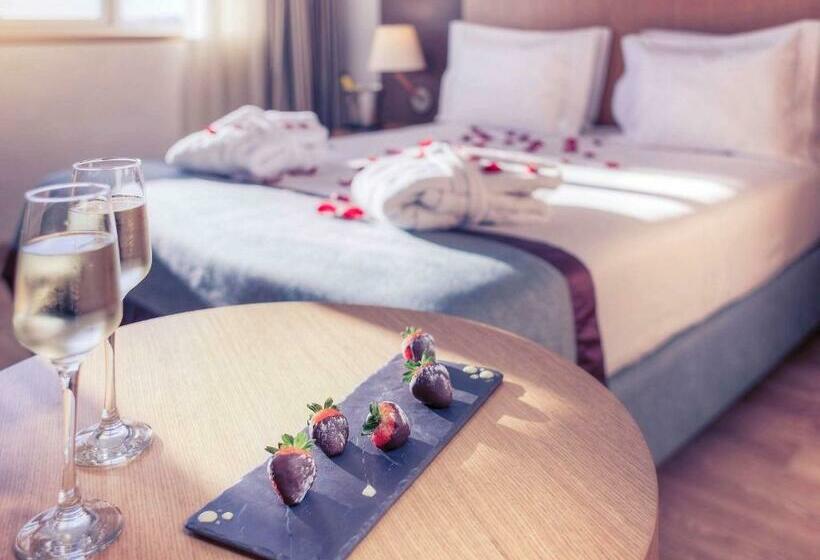 اتاق پرستیژ, Mercure Lisboa Almada