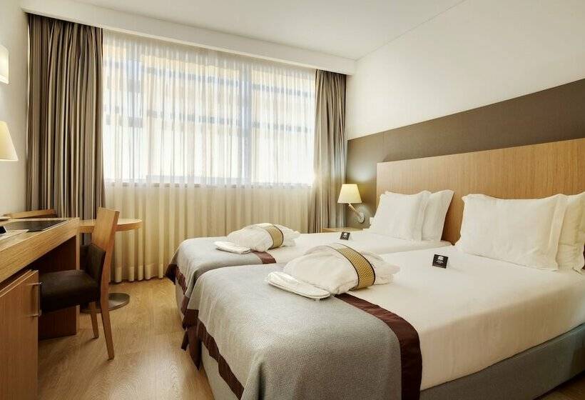 اتاق پرستیژ, Mercure Lisboa Almada