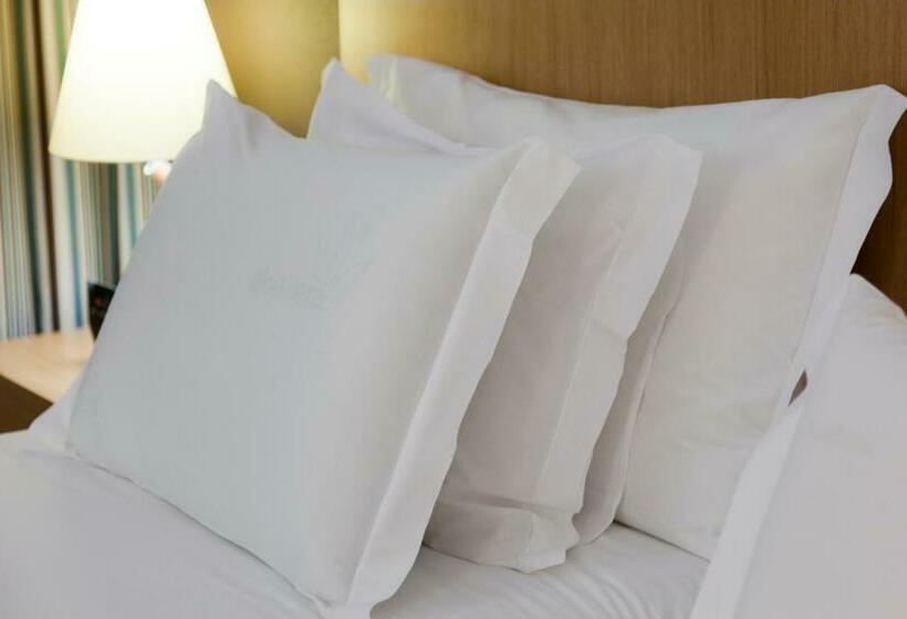Номер Superior, Mercure Lisboa Almada