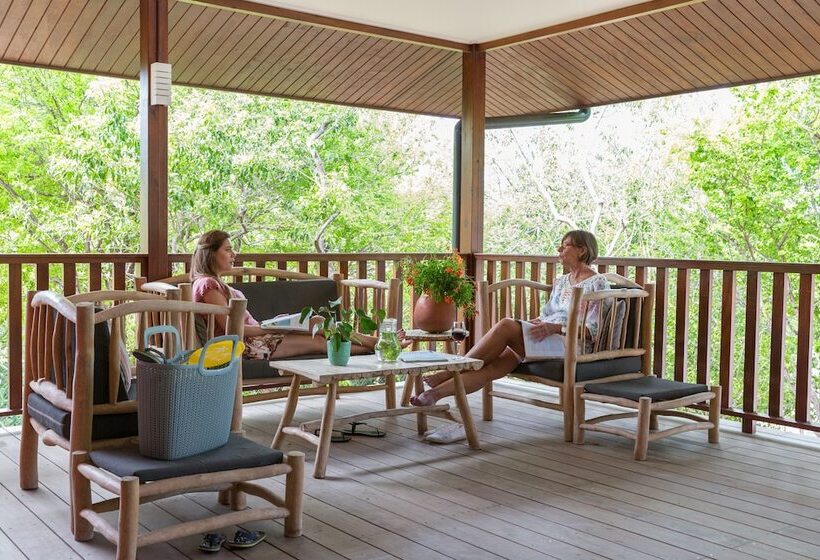 ویلای 4 خوابه, Morena Resort